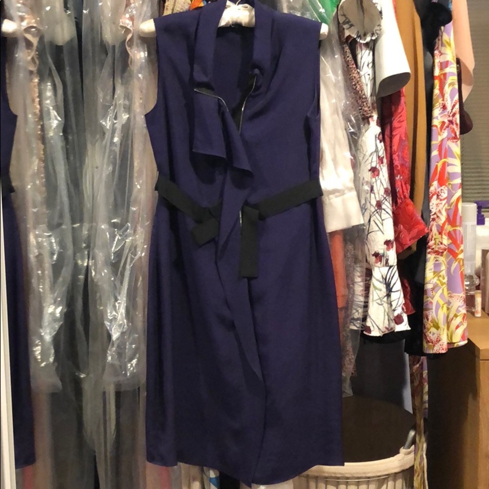 Elie Tahari midi dress
